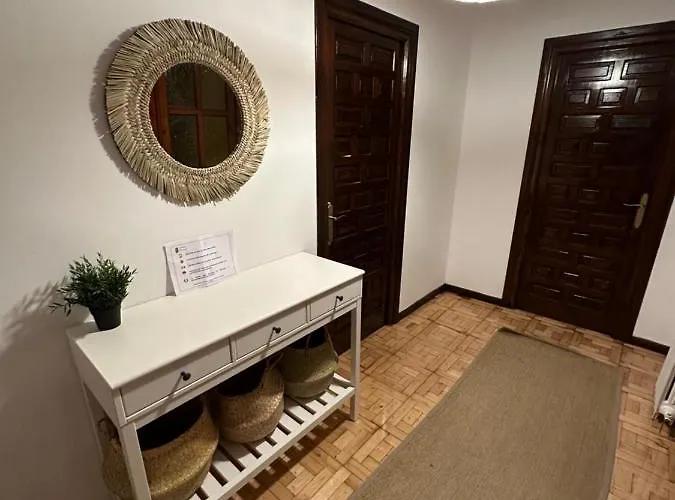 Apartment Plaza Del Rey *